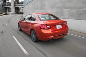 راهنمای خرید بهترین روغن موتور و گیربکس بی ام و 230i